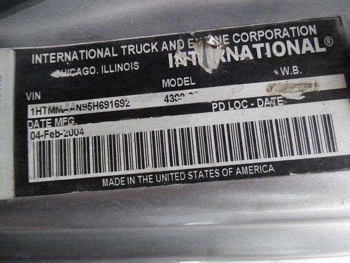 2005 International 4300 Plugging Truck #7
