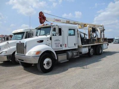 2011 Peterbilt Eline or Plugging Truck